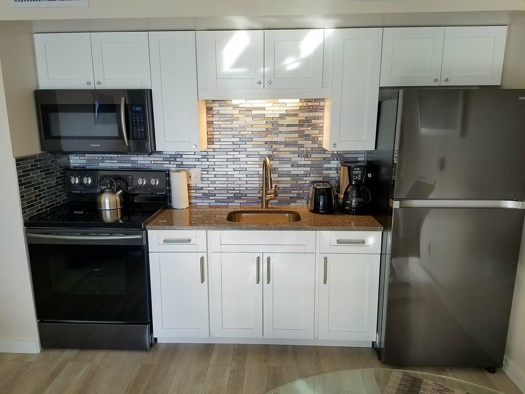 Gulf And Beach View Apartment 403 Лонгбоут Кий Екстериор снимка